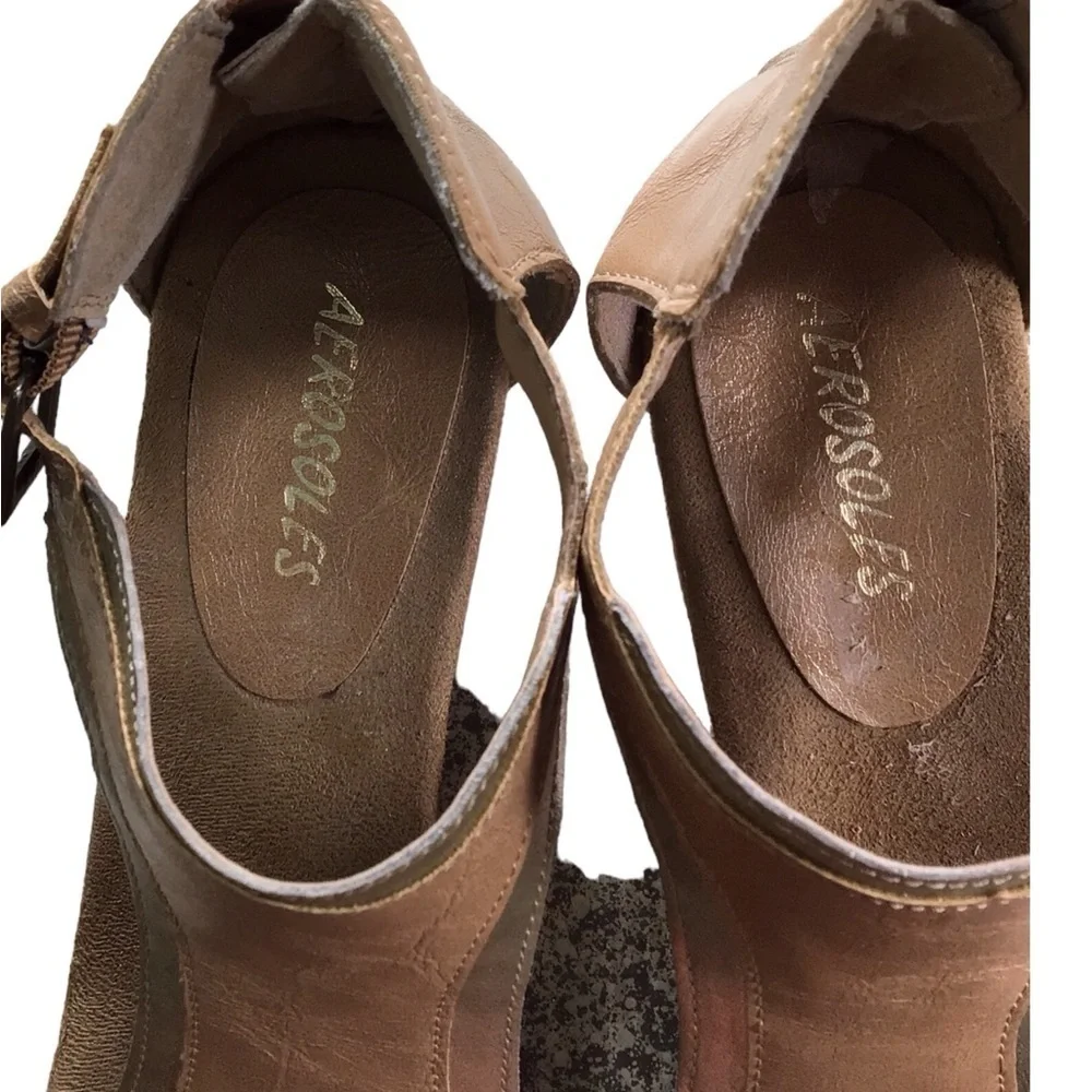 Aerosoles Slight Wedge Womans  sandals EUC size 8